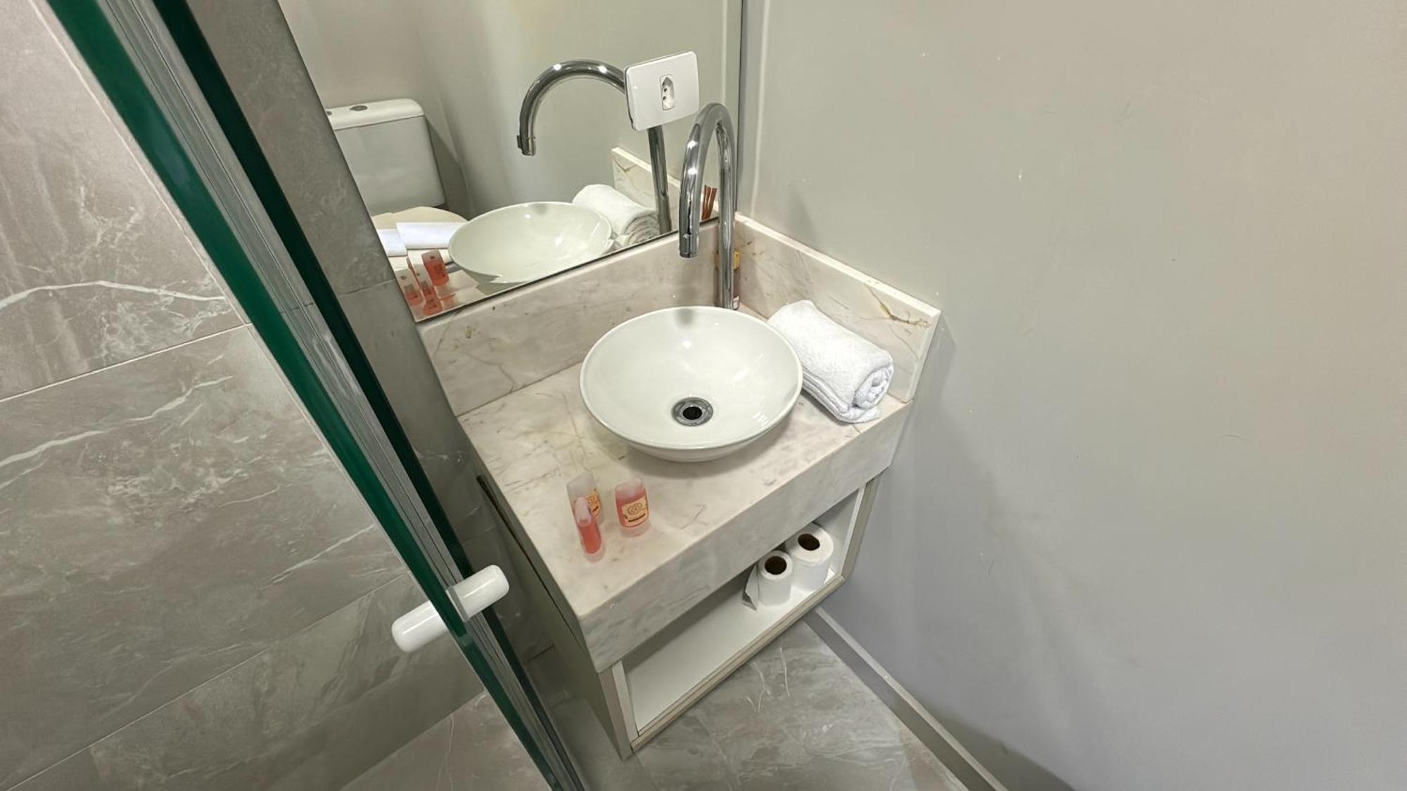 07-Studio Encantador Para Casal Curitiba Eksteriør billede